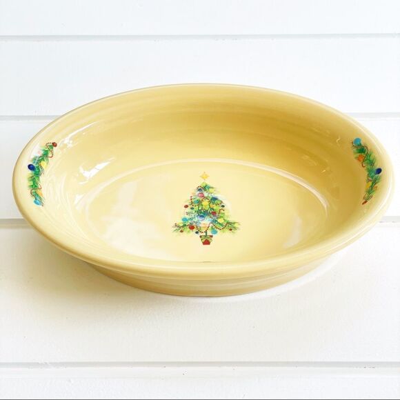 Fiesta Fiestaware Christmas Tree With Bulbs 40 ounce Oval Vegetable Bowl